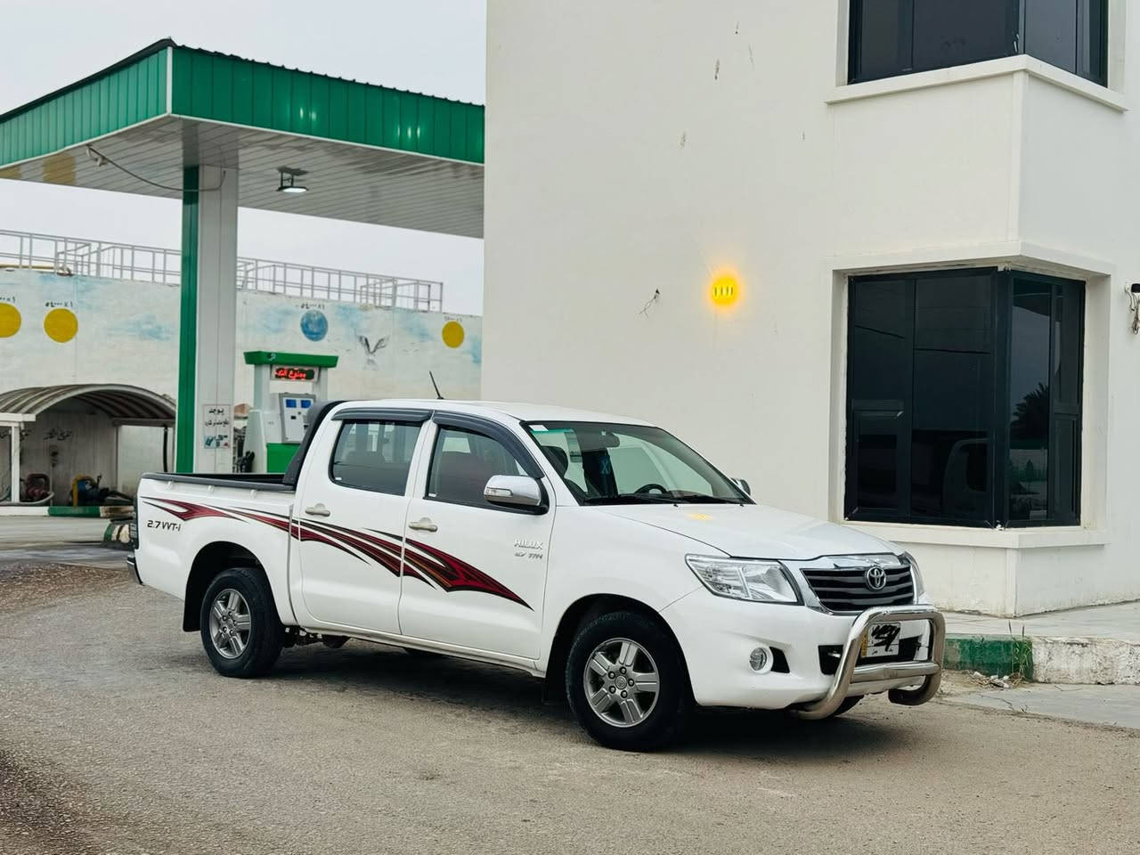 تويوتا هايلوكس 2014 كويتي شاصي19
كير اوتماتيك 
بيها جاملغ وبنيد وكاله بلاد
سياره حلوه وجاهزه من كلشي
السعر 185$ وبيها مجال
العنوان بابل الشوملي استفسار
***********
***********
