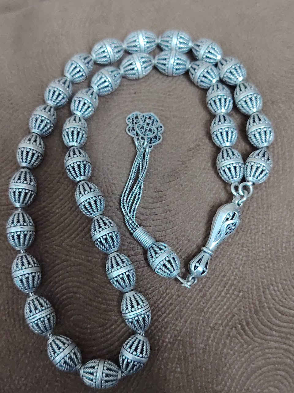 سلام عليكم زناجيل سوارات فضه سعر غرام من 4000فوك شعندك نشتري موقعنه بغداد مدينة  الصدر وزانه داخل صوره


**إذا كنت صاحب هذا الإعلان وتريد حذفه لأي سبب، رجاءا أرسل رسالة إلى الدعم الفني**