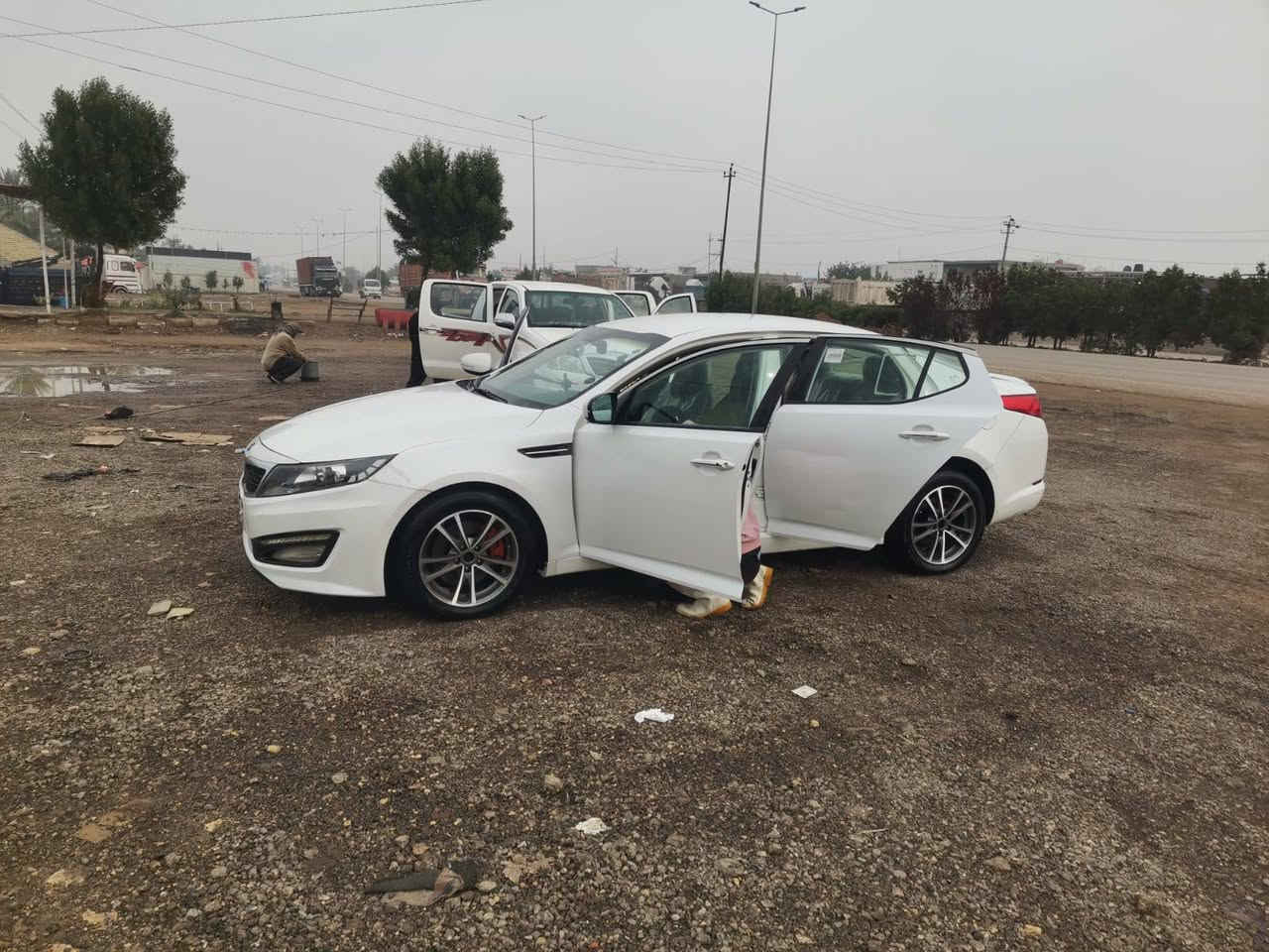 سلام عليكم اوبتيما موديل 2013خليجي مكينه 2400فول ما عده البنرامه مكفوله من ضربه والصبغ ماعده  بارد باب ماشيه 190سياره جاهزه وخير من الله  مكان واسط نعمانيه  السعر 138مكان السياره واسط نعمانيه لاتصال ***********
