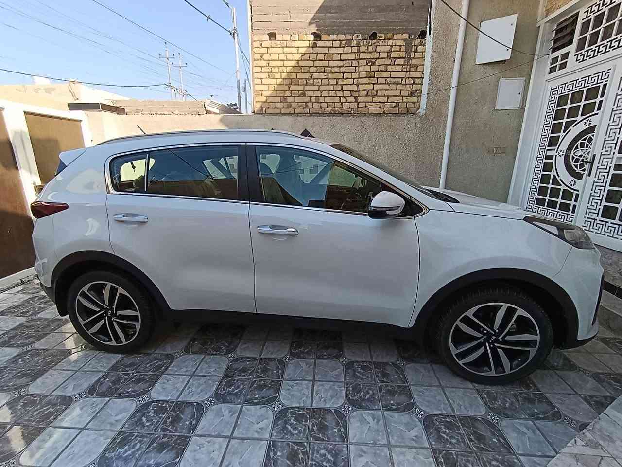 سبورتج 2020 خليجي رقم بغداد دولي بأسمي الشركة الدولية ماشيه ٤٨ ألف مكفولة من الصبغ والتبديل بيها بارد بسيط مكينه ٢٠٠٠ قماره حديد شاشه وكامره دواره وحساس أمامي وخلفي ومري أوتو وتحكمات وباقي المواصفات المعروفة (السيارة جديده) مكان واسط/ الكوت السعر(٢٠٥) قفل
للاستفسار ***********
