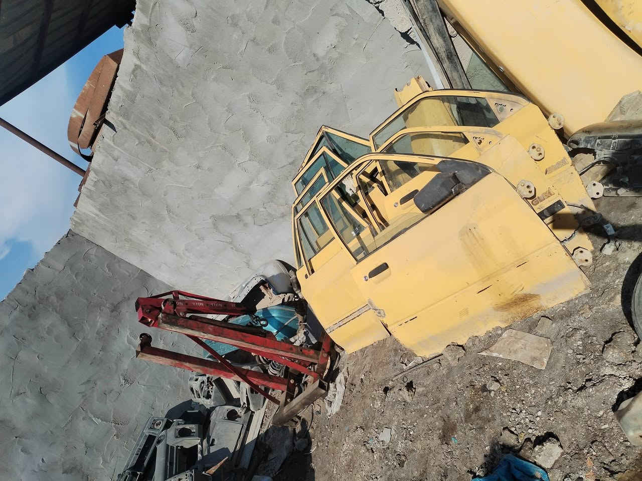 تفصيخ سايبه مكينه كير مكفولات
دبلات سايبه دشبول مشط ستيرن 
كير سمند مكفول
سطابات مارك عضم دبلات خلفيه مارك عضم 
بيبان سايبه جاملغات شتحتاج موجود وبيك خير وتدلل
***********
***********
