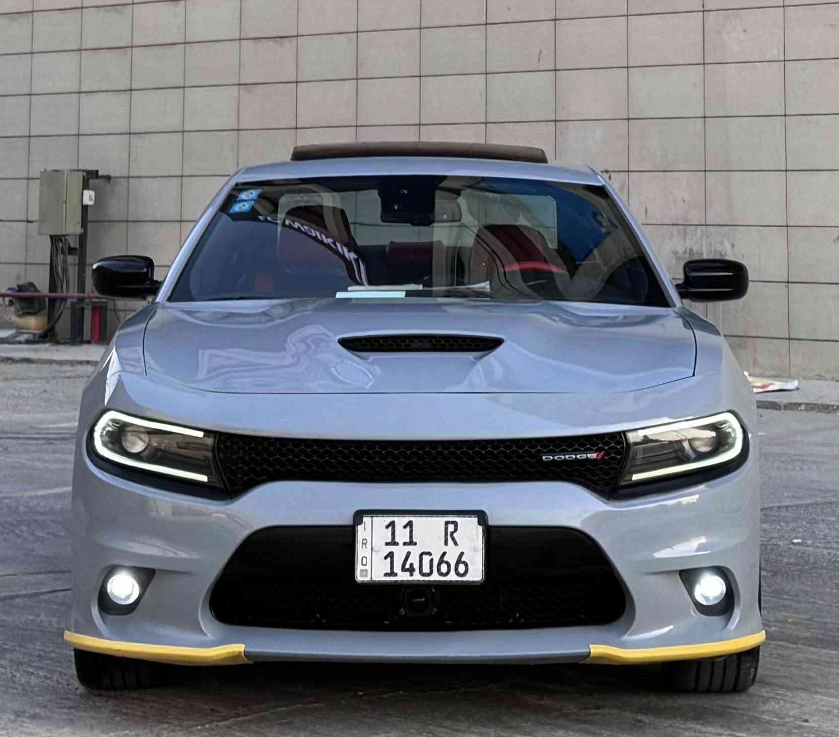 بيع او مراوس ❤️❤️
" للبيع المميزة بموديلها " 
دوج جارجر ارتي بلاص RT MAX SUPER TRACK PACK
المحرك 8 سلندر RT MAX الموديل  2022🔥

اعلى مواصفات بالارتي 

الموديل : 2022

⭕️ السيارة حادثة حلو. وموجود صورة وسونار خشوم جاملغات اماميه قطعتين صبغ 
 
المواصفات :   فوللل 
المكينة 5700 V8 
* لايت LED . متغير
* تشغيل عن بعد .  
نقاط عمياء
رادرات جانبية
فتحه سقف 
* شاشة كبيرة قياس 8.4 أنج اوپشنات كاملة

مري تعتيم
كشنات وستيرن تدفئة 
كشنات كهرباء حضن 

كزوز دبات بلاد 

سياره عليه تفريغ مع ولف حماوه  مع برمجه  🔥 

⭕️ السيارة الف دينار متصرف عليها كامله مكملة ومكفوله من كلشي تخم تايرات جديد وياباني شرط  صدر جديد دسكات كلها جدد وكلها وكالة اصلي 

⚔️ السيارة باسمي تحويل ثاني يوم  هزة جديد ورقم دولي
 واني حاضر ⚔️

السعر 218 $$ومااكو بهيج نضافه بموديلها بهيج سعر ❤️❤️
 والله يرزق الجميع 
للاستفسار *********** 
مكاني بغداد العامريه
