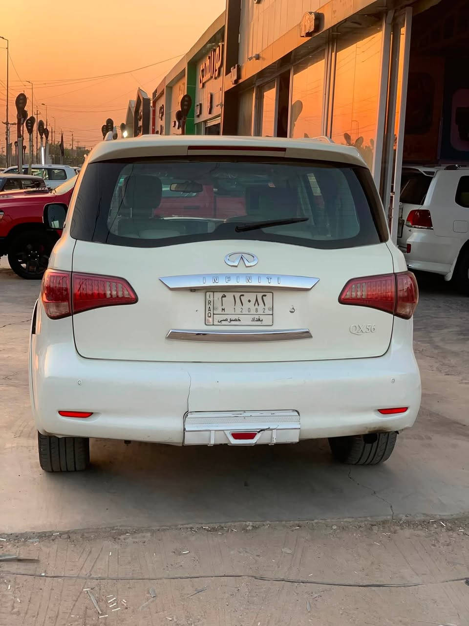 السلام عليكم
للبيع انفنتي QX56 ستينين 60
خايجي
موديل 2011
فول مواصفات 
فتحه 
5 كامرات 
3شاشات
ترحيب دخول 
كشنات كهرباء 
وهواي مواصفات 
بيه جاملغ خلفي صبغ بدون معجون او دواخل 
عنوان السياره بغداد البنوك 
سعر 175 وبيه مجال 

***********
