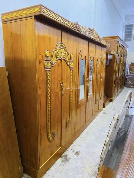 غرفة نوم طابق نظيفة اخت الجديدة ظهر جرجوبة بسعر 600 الف وبيه مجال عنوان بعقوبة كاطون شارع ابو رباح مزاد ضي القمر 

***********
