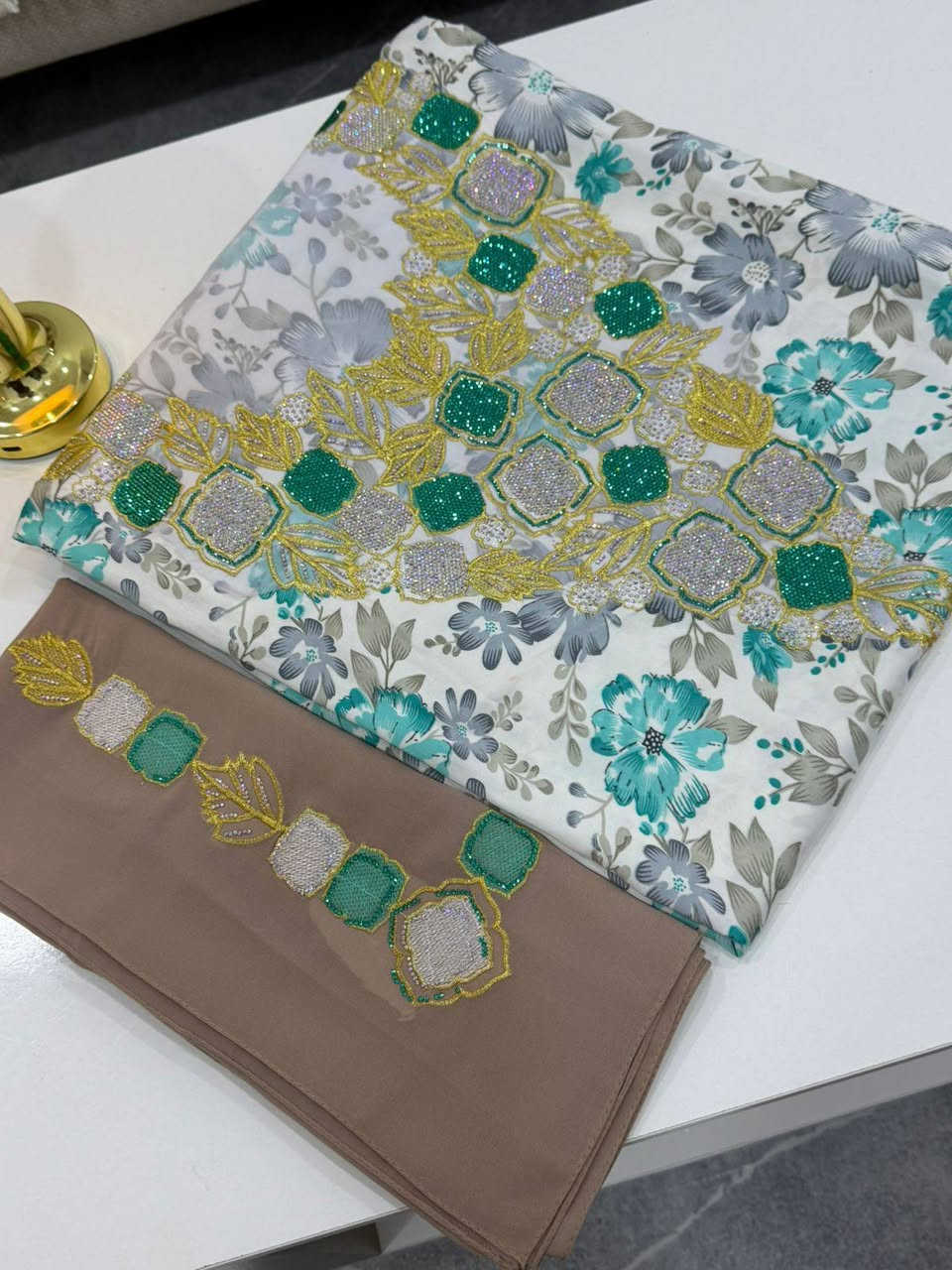 مخور قماش 4 امتار مع الشال
توصيل متوفر بغداد محافظات


**إذا كنت صاحب هذا الإعلان وتريد حذفه لأي سبب، رجاءا أرسل رسالة إلى الدعم الفني**