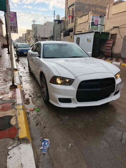 السلام عليكم جارجر موديل 2014 سياره بس بيها باب الوره السايق رقم بغداد مشروع وطني  دواخل عسلي كير ماوس  مكينه حداديه ويل خليجي
مراوس بصفره عادي مكان السياره شطره
‏‪***********‬‏
***********
