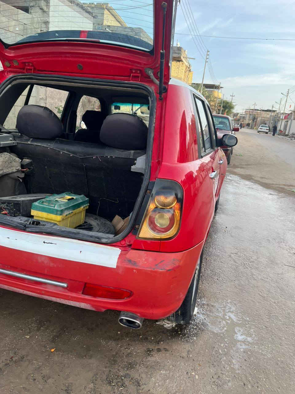 سلام عليكم اليفان 320.  مكينه كير بلاد. شرك كفاله. حداد. جديده. من طول الطول.  حته درايم شفتات جدد.  تبريد ويه سويج.  شاشه.  + سستم صوت. +  تخم تاير جديد.  هزه جديده. سنويه بسمي.  سنويه ال 2032. جهازه. من كلشي.  مكفوله من ضربه بيه خياس خفيف.   باقي. كله الوك. سعرها 35.  مكاني. البصره.  وبيه مجال قليل


**إذا كنت صاحب هذا الإعلان وتريد حذفه لأي سبب، رجاءا أرسل رسالة إلى الدعم الفني**