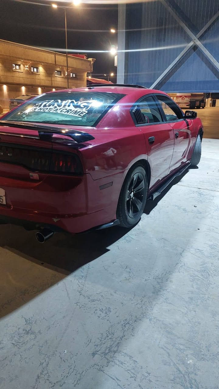 جارجر مراوس او بيع
مديل 2011
كير +محرك +تخم تاير + حداديه +تبريد +برمجه كله جديد
صبغ عام  بيه الشواصي اشويه من كدام
كفاله من كلبه او معجون
السعر 125
***********
