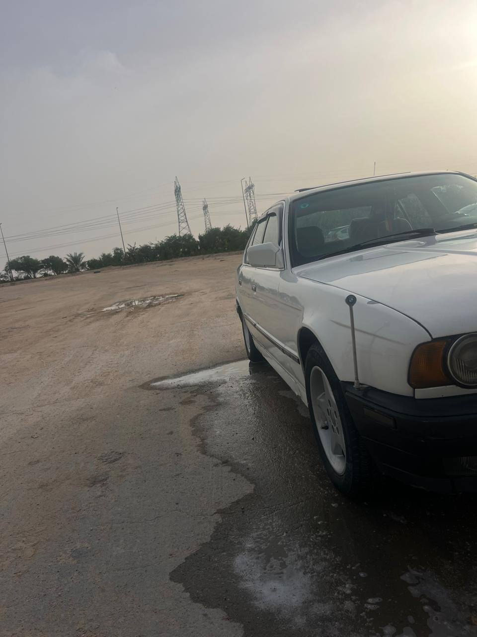 السلام عليكم مراوس شعندك نزل تريد تحويل او وكاله مكينه بلاد 25كير عادي سياره جاهزه حداديه من الطول لطول طوبه تبريد تخم تاير كهربايت كله شغاله ***********
