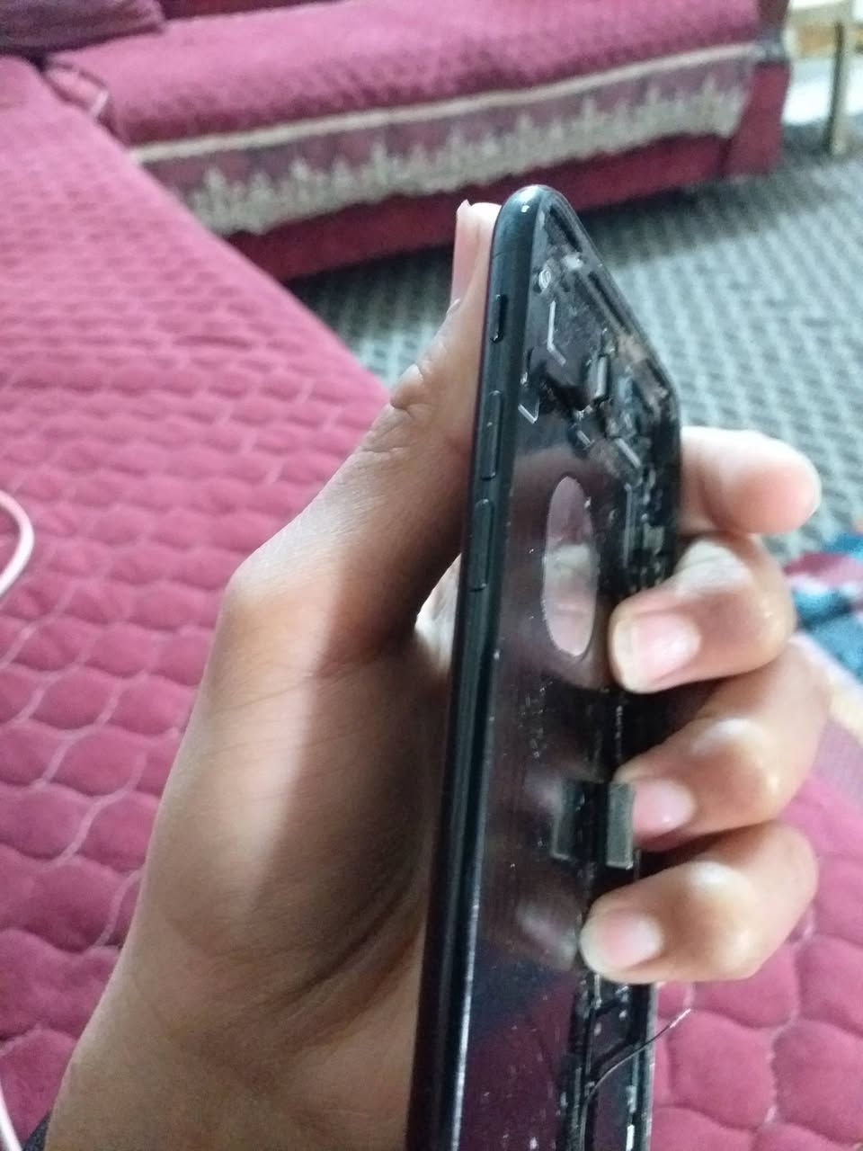 شاصي مال 7بلاص كفاله هوه والاشرطه كامل +ازرار الصوت والتشغيل+ايسي شحن وسماعه وفلاش وعندي كامره اماميه وسماعه اتصال ...السعر 20الف كلهن 
بابل الهاشمية ..***********
