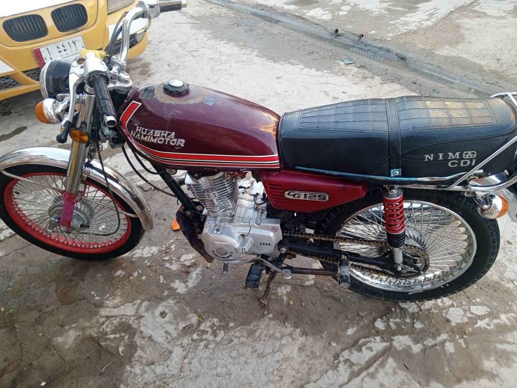 دراجه4كير للبيع نضيفه وعلى الفحص سعره 400 مع المجال مكاني النجف حي الرحمه ما متواجد على الفيس هاذا رقمي الي يحب يتواصل وبي واتساب *********** النجف, العراق
