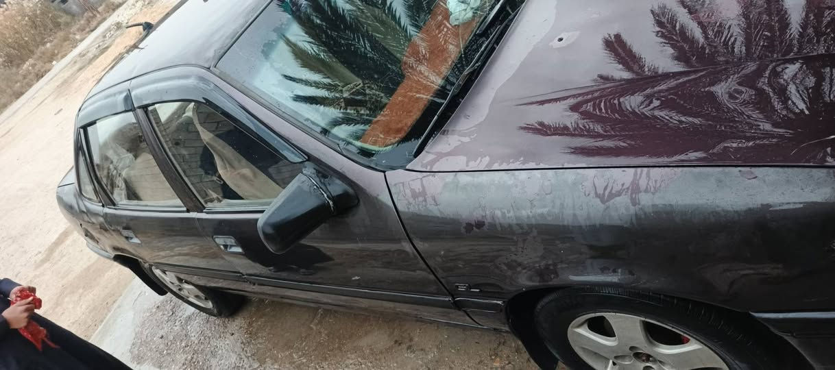 سلام عليكم اوبل فكتره موديل ٩١رقم انبار سنويه مشروع وطني محرك نضيف 1800كير عادي داخل نضيف تخم تاير ويل كب كهربايات كله شقاله السياره جاهزه السعر 25وبيه مجال الهاتف ***********////***********مكان السياره الفلوجه الصقلاويه واتساب عل كورك
