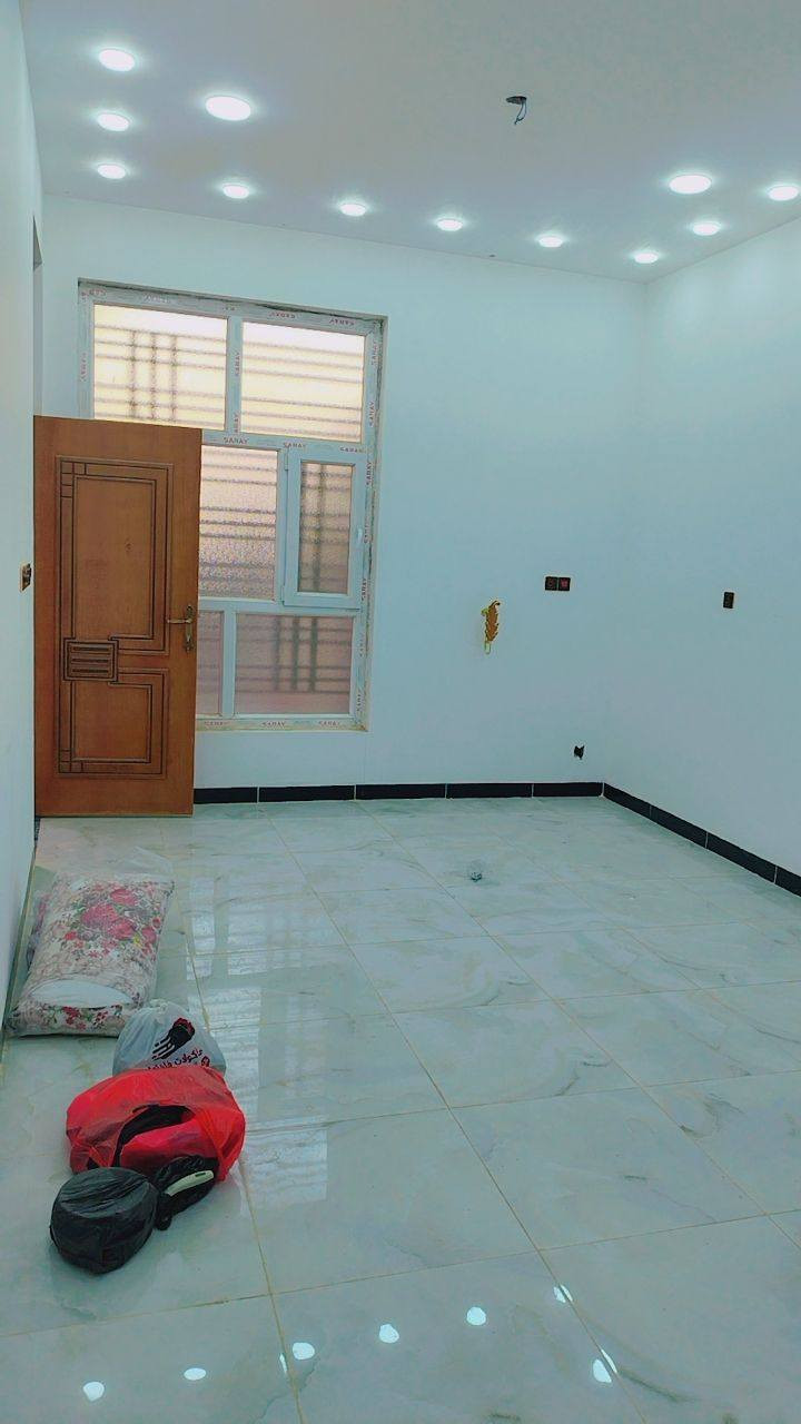 دار للبيع مساحه 200 متر بناء فول درجه اولى 
مطلوب للإسكان 62 مليون تسديد 330 الف بالشهر 
حي الزهراء قرب مضيف الرواجح 
غرفتين نوم وحده سويت صاله كبيره مطبخ استقبال ثلاث مجاميع صحيه صاله كبيره بالطابق الثاني 
منظومه أرضه منظومه غاز منضومه سبالت وتقطير 
للاستفسار ***********
