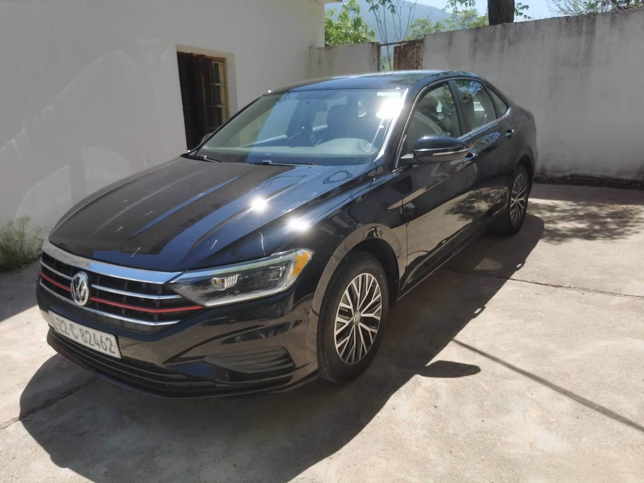 #JETTA 2021
#بۆ فرۆشتن و #گۆڕینەوە
#مواصفات S
#تەنها دوو بست  بۆیاغە بێ ناوگرتن چەمپێکی خەفیف دواوەی هەیە
#تەزرەی PDR کراوە 
#دوو تعدیلی گچکە
100 هەزار ڕۆیشتوە
#گێڕو مەکینە کارەبایات بەشەرت
#سەنەوی تابلۆی و ژینگەی نوێیە

#نرخی130  مەجال
*********** سوران, أربيل
