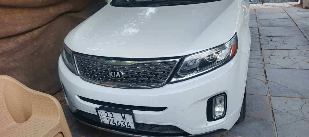 كيا سورنتو ٢٠١٥
Sx
6سلندر فول مواصفات  
كير ومكينة مكفولات
صور الحادث والسونار مرفقة بلمنشور 
مكان بغداد الحسينية 
السعر ١٧٠ $
وبيهة مجال  للستفسار الاتصال بلرقم ***********
