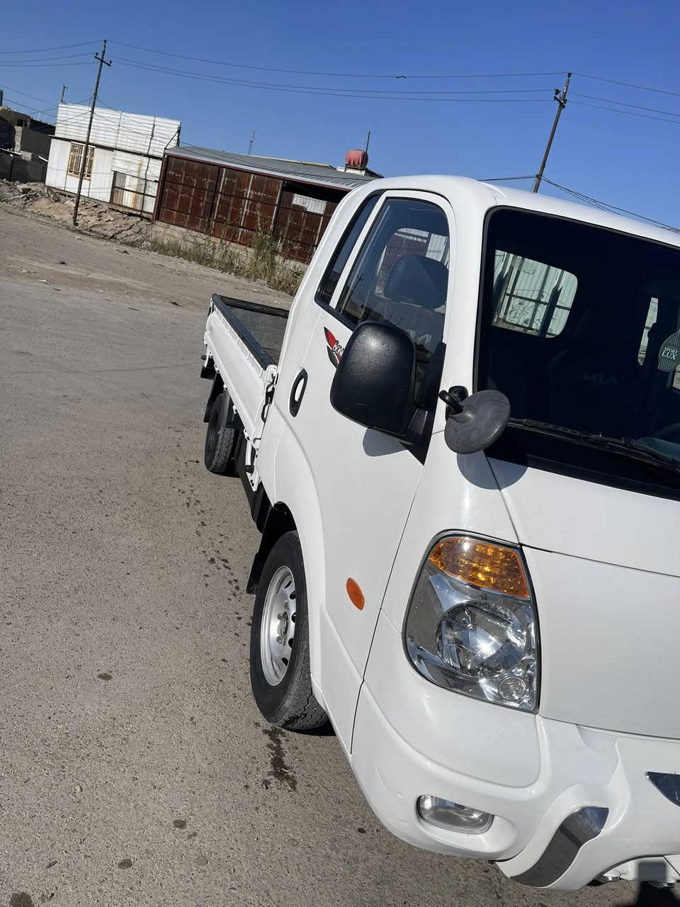 ‏سلام عليكم كيا مديل 2008 سيارة محرك مسكر طرمبة بلادي سيارة بدون صبغ تخم تاير جديد السيارة￼  مكان بغداد البلديات رقم السيارة بغداد ***********
