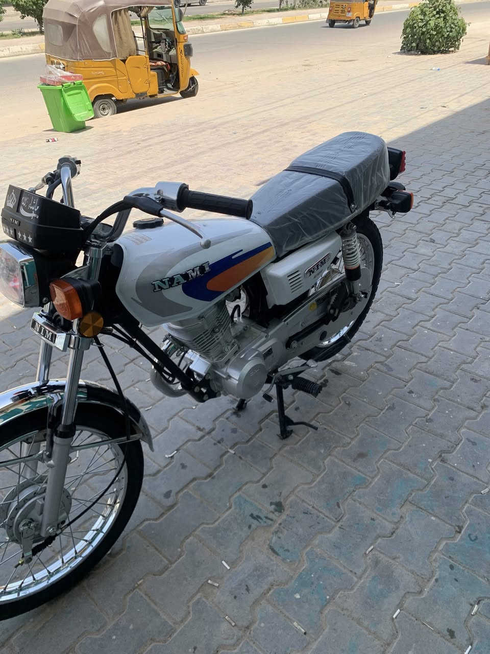 ‏دراجة للبيع رائد بسبع 100 وبها مجال الاستفسار يطب خاص 🫰


**إذا كنت صاحب هذا الإعلان وتريد حذفه لأي سبب، رجاءا أرسل رسالة إلى الدعم الفني**