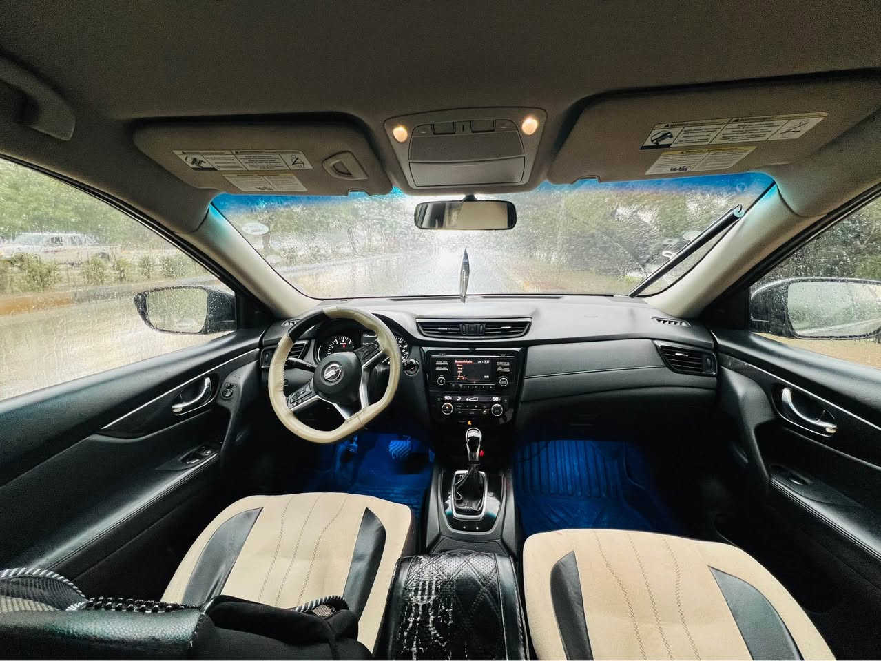 نیسان ڕۆگ ٢٠١٧
٤ پستۆن مەکینە ٢.٥
-دەبڵ ئەکسل (AWD)
-فوول تەنها سڵایت نیە
-بەسمە
-شەغاڵ
-شاشە و کامێرا
-گێڕ (ئۆتۆماتیک+عادی ٧ نمرە )
- ٣ مۆدی لێخوڕینی هەیە (ئیکۆ + نۆرماڵ + سپۆڕت )
-تەحدیت سرعە
-تەبرید مەرکەزی
-کوشن جلد
-کوشن هیتەر
-کوشن کارەبایی
-ڕاداریی ئاوێنە
-ئاوێنە کارەبای
- ٤پارچەی بۆیاخە و ١ پارچەی گۆڕاوە

ژم- *********** كالار, السليمانية
