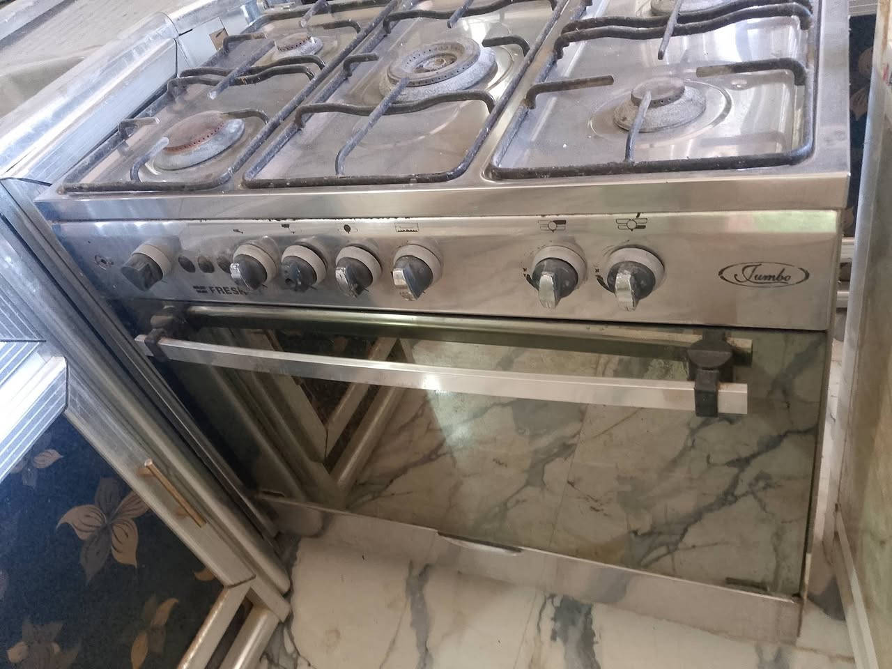 غراض منزليه للبيع العنوان دور نواب الضباط مقابيل السياسين للاستفسار اتصل على الرقم  ‏‏‪***********‬‏
