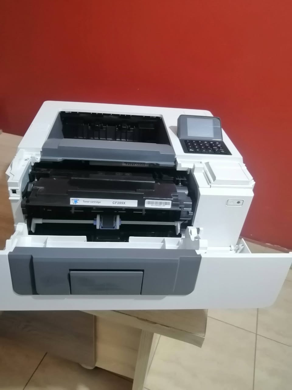 🚀 طابعة HP LaserJet Enterprise M507
لو شغلك محتاج سرعة واعتمادية عالية، فـ HP M507 هي الاختيار المثالي!
✅ سرعة طباعة تصل إلى 45 صفحة في الدقيقة
✅ طباعة أوتوماتيك وجهين (Duplex)
✅ دقة طباعة عالية وواضحة 1200×1200 dpi
✅ تدعم الشبكة وUSB
✅ درج ورق كبير قابل للتوسعة
✅ مناسبة للشركات والمكاتب وأقسام الحسابات
✅ أداء قوي لتحمل ضغط الشغل اليومي
اطبع أسرع، وفر وقتك، واستمتع بجودة احترافية في كل صفحة.
📞 تواصل معنا الآن لمعرفة السعر والعروض المتاحة.


**إذا كنت صاحب هذا الإعلان وتريد حذفه لأي سبب، رجاءا أرسل رسالة إلى الدعم الفني**