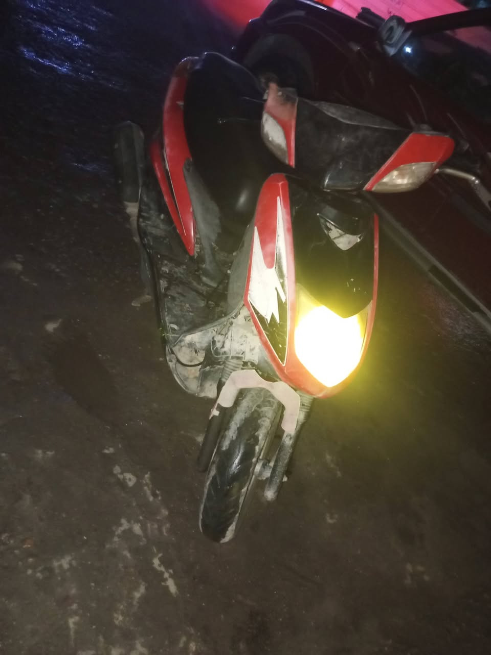 سلام عليكم دراجه للبيع دراجه سكنس نثيه دراجه مجفته كلوب ناصي اصفر عالي ثلجي دراجه خير ن الله مرتبه بس يرادلها كفرات شلعا مالتها مو قويه السعر 250قفل العنوان بغداد الاعضميه سبع بكار الرقم الاستفسار ***********
