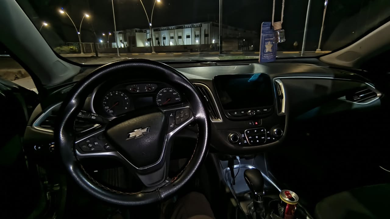 السلام عليكم سياره ماليبو 2023 للبيع ♥️
رقم الانكليزي معوقين (معوقها صاحبي) + سنويه جديده لسنة 2028+ وكاله عامه + هزه جديده 

مواصفات السياره الماليبو معروفه : 👇🏻
محرك 4 سلندر 1500 تيربو  
بصمه / رادارات امامي /توقف ذاتي / تحديد مسار / مثبت سرعه / شاشه كبيره تدعم Android Auto/car play وتبريد لمس / تشغيل عن بعد / 3 وضعيات قياده / كشن كهرباء / هاند بريك بصمه / لدات امامي نهاري / كشنات تدفئه / تبريد مناخي منفصل خلفي وامامي / 

حادث السياره :
جاملغ وبنيد تبديل + صبغ / بارد بجاملغ الايسر / بارد على كد شبر باب السايق / ورصعات بسيطه 

اضافات السياره :
راديتر مكثف جديد اصلي / ادامه كامله للمحرك بلكات ونوزلات ومجاول  تيربو جديد حداده من طول للطول جديده تخم تايرات جديد ادامه لمنضومه لتبريد كامله 
السعر : 110 ورقه وبيها مجال 
 العنوان: البصره ابي الخصيب
للاتصال او واتساب : ***********
