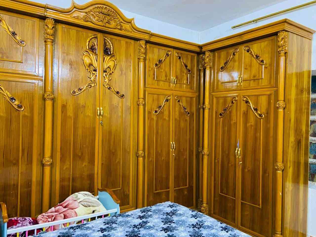 يوجد غرفه نوم صاج عراقي شرط حطاطه الوجه ٥ملم نضافه فول السعر مليون و٤٥٠ للاستفسار الاتصال على الرقم ***********

