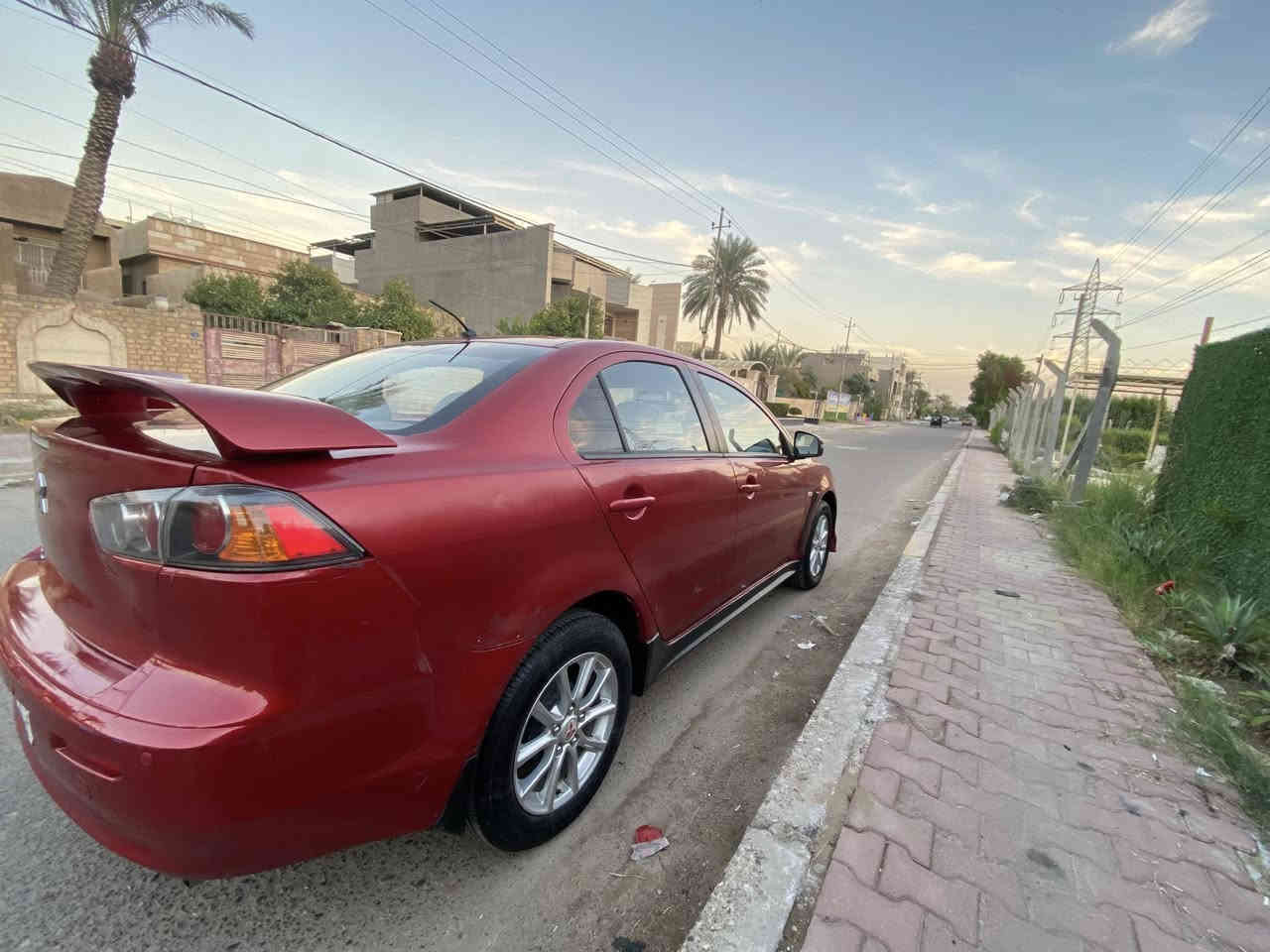 للبيع لانسر قرش موديل ٢٠١٦ رقم بغداد بأسمي سيارة مال جناي كامرتين امامي خلفي تحكم ستيرن  حساسات فتحة مكفولة ماعدى صبغ هلال بالچاملغ  الخلفي عكس السايق السعل ١١٠ وبيها مجال بسيط
مكان بغداد الدورة .  ***********
