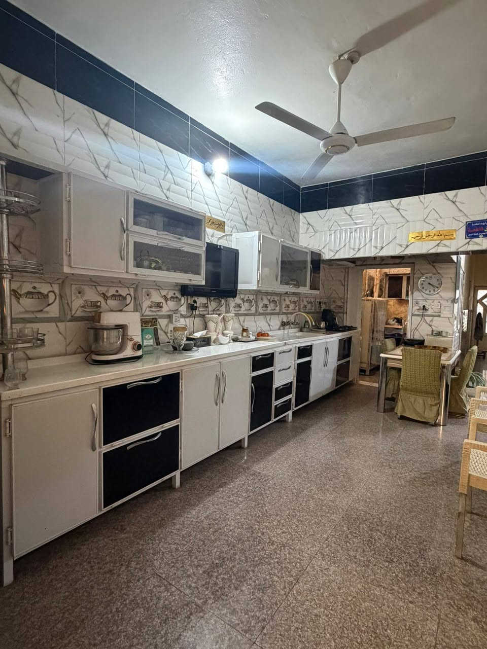 ✨🫧دار 150م طابقين 4غرف بالزهراء🫧✨

✨🫧 رقم الاعلان ((74)) 🫧✨

▫️المنطقة : ((الزهراء))

🫧نوع العقار : ((دارسكن))

▫️المساحة : ((150م))

🫧الوجه : ((7.25م))

▫️النزال : ((20م))

🫧عرض الشارع : ((10م))

▫️سنة  البناء : ((2013))

🫧 عدد الطوابق : ((طابقين))

🫧تفاصيل البناء:: 
الطابق الاول  يتكون من: استقبال وهول ومطبخ وغرف نوم عدد (1) وصحيات
الطابق الثاني يتكون من:: غرف نوم عدد(3) وصحيات 

▫️أقرب نقطة :((نصب المعلم))
 
✨و لمزيد من التفاصيل يرجى التعليق (((ب تم)))

✨او زياره مقرنا الكائن في الخاجية شارع 40 مجاور الابتسامة الذهبية

 او الاتصال على الرقم 
***********
