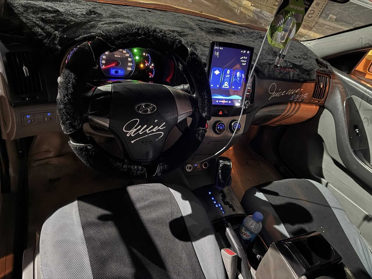 السلام عليكم النترا موديل 8 خليجي للبيع بيها جاملغ خلفي.  بدون دواخل بس مكينه بيها بخار كير شرط رقم نجف انكليزي عندي وكاله عامه تحويلك بلموصل السعر98 بها مجال قليل
***********
 ***********
ما متواجد بلفيس اتصال فقط
