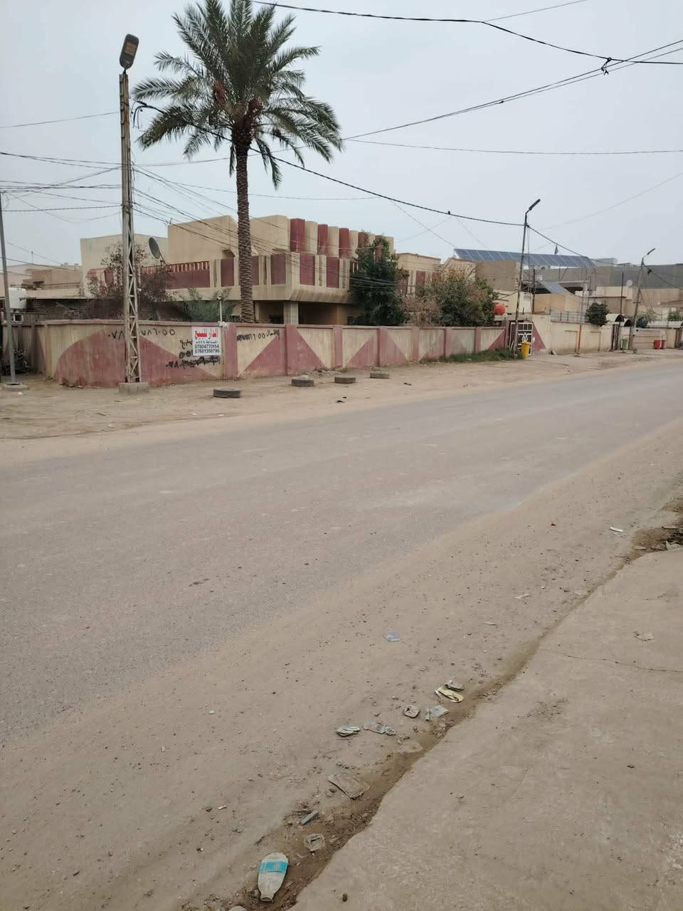 دار ركن يقع على شارعين
