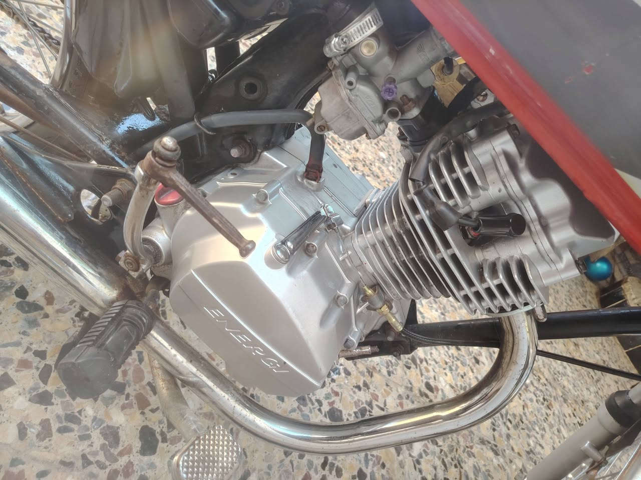 دراجه نامه البيع بدون وراق السعر ٤٠٠وخمسين وبيه مجال


**إذا كنت صاحب هذا الإعلان وتريد حذفه لأي سبب، رجاءا أرسل رسالة إلى الدعم الفني**