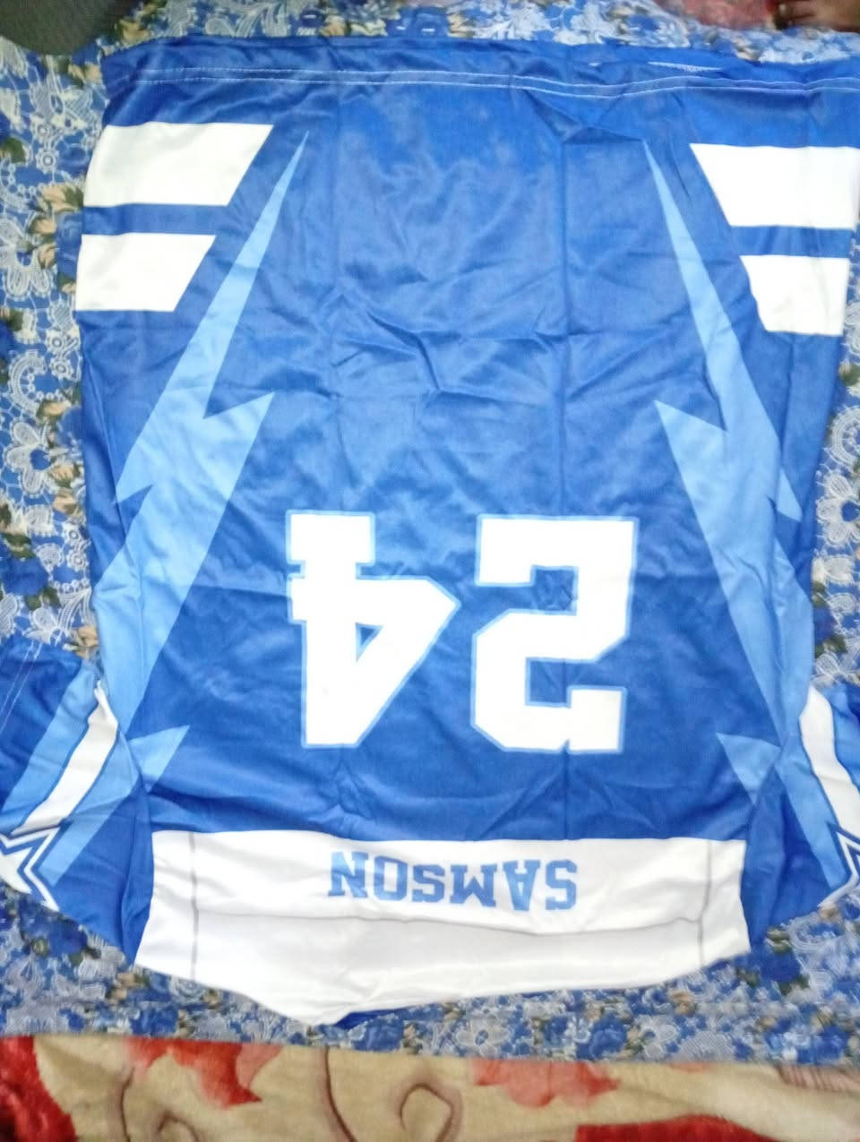 سلام عليكم عندي 19قطعه شلع ابيع بسعر مناسب


**إذا كنت صاحب هذا الإعلان وتريد حذفه لأي سبب، رجاءا أرسل رسالة إلى الدعم الفني**