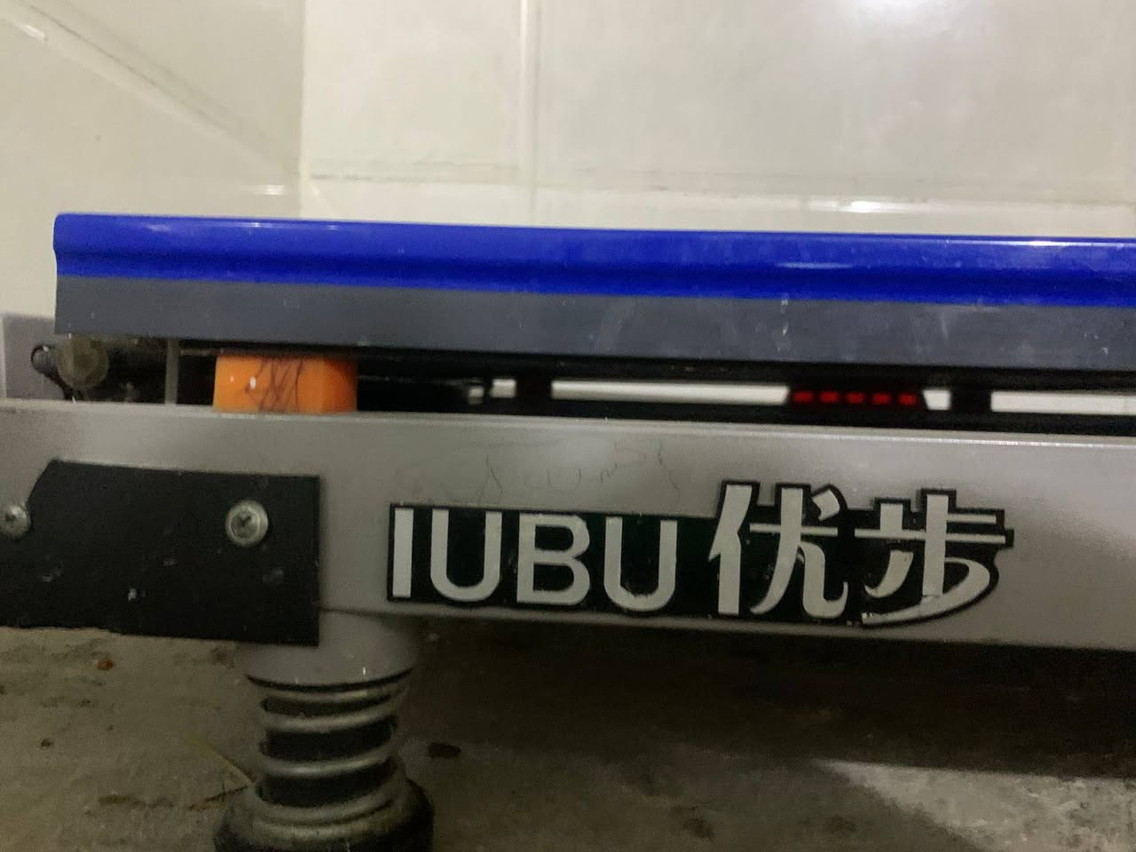 سلام عليكم جهاز جري نوع ياباني اوربي يتحمل وزن ٢٠٠ او بي تدليك ضهر شاشه لمس بي هواي موصفات يجي دبل ماطور العنوان دوره ابو دشير ***********
