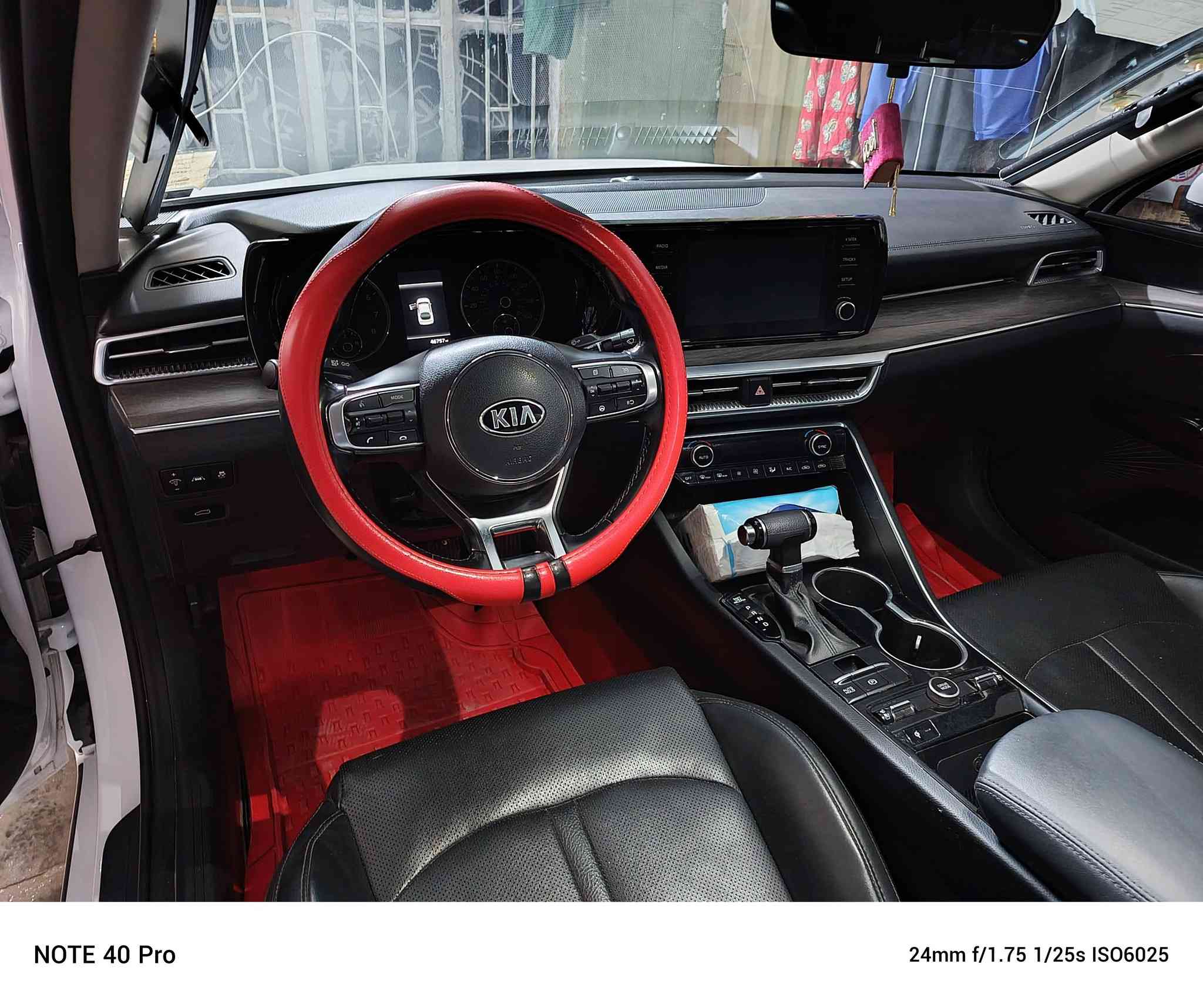 السلام عليكم
للبيع 
النوع كيا كي فايف  K5 امريكي  
الموديل 2021
المواصفات 
1شاشة كبيرة
2بصمة 
3 تشغيل عن بعد 
4 تحكمات استيرن فول 
5 رادار خلفي 
6رادار امامي 
7 نقطة عمياء 
8 توقف ذاتي 
9 كامرة خلفية 
10 محرك 1600 تيربو 
  وبعد هواي مواصفات بيه 
رقم قادسيه معوقين 
الشراي يتصل 
***********
