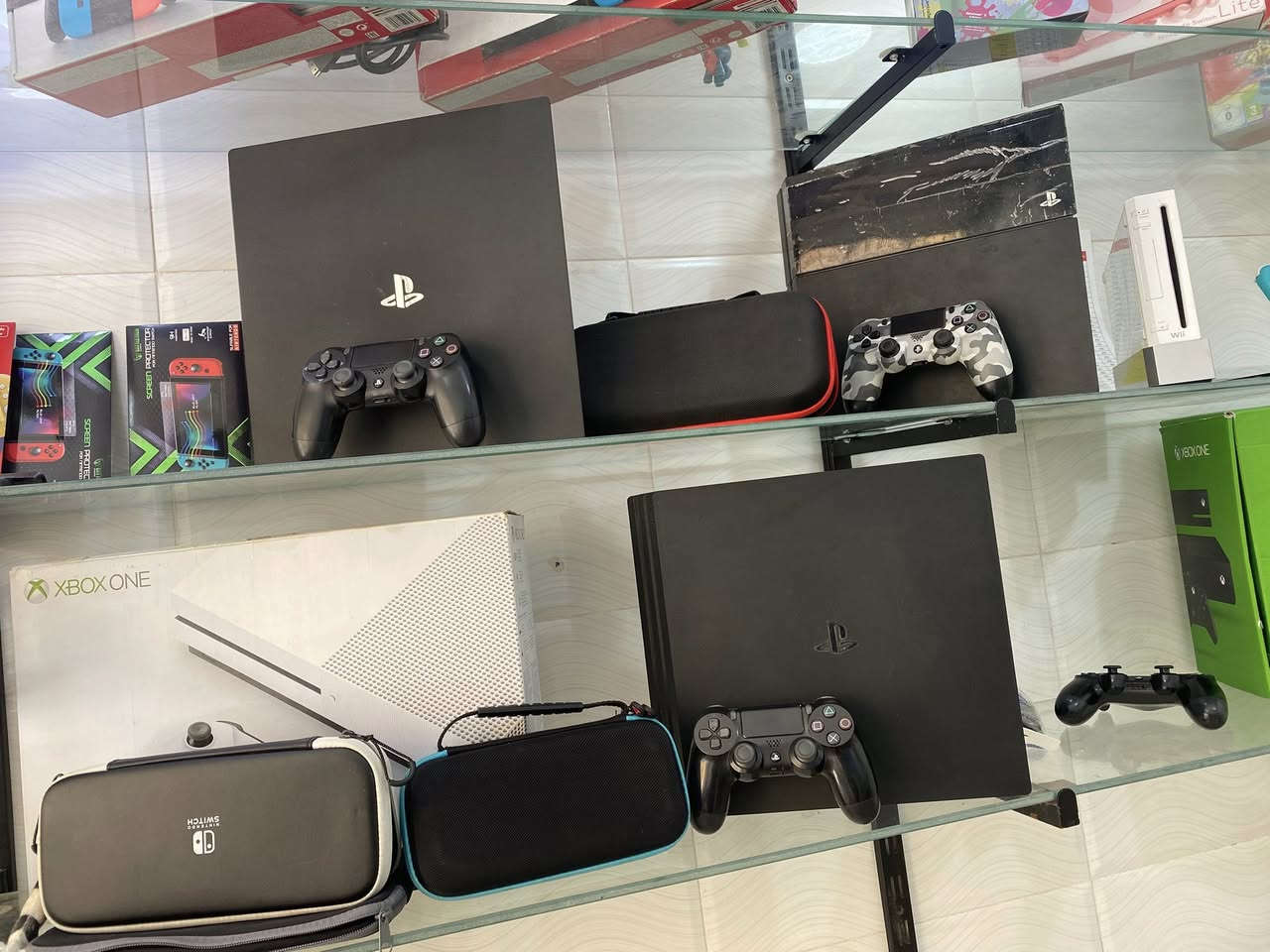 PS4 PRO 4K
PS4 PRO 
MODEL TALI 7216B 
MANETTE DORIGINE 
LES CABLE 
HABA MFLACHIA 
HABA ON LIGNE


**إذا كنت صاحب هذا الإعلان وتريد حذفه لأي سبب، رجاءا أرسل رسالة إلى الدعم الفني**