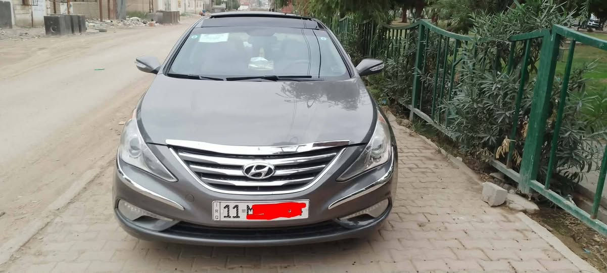 السلام عليكم للمراوس فقط سوناتا موديل2013 وارد امريكي حادث داير لجاملغ لخلفي ولباب صبغ قطعتين فقط كير مكينه خير من الله 2000 تيربو لغد شاصي دواخل كله مكفول دوشمه تخم تاير السيارع احله من الصور فول واحد ع واحد بنو رامه بصمه شفتات ستيرن رقم بغداد لدولي لسياره بسمي مكاني بغداد الدوره ***********.  او*********** أكرر للمراوس فقط
