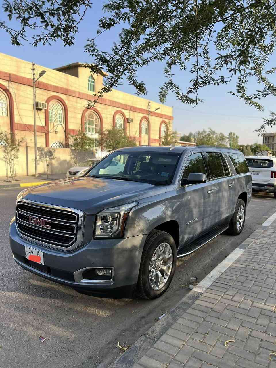 السلام عليكم
جمسي يوكن كندي  طويل مديل 2016

فول مواصفات SLT

فتحه فول للخير 

كفاله عامه عده شبر صبغ ب الحاملغ الامامي الباقي كفاله حته من الفتح 

مكينه كفاله ع وضع الشركه  

تخم تايره توه شاده 

رقم بصره سنويه وهزه جديد  بأسمي تحوبل ثاني يوم 

مكاني البصره ***********
