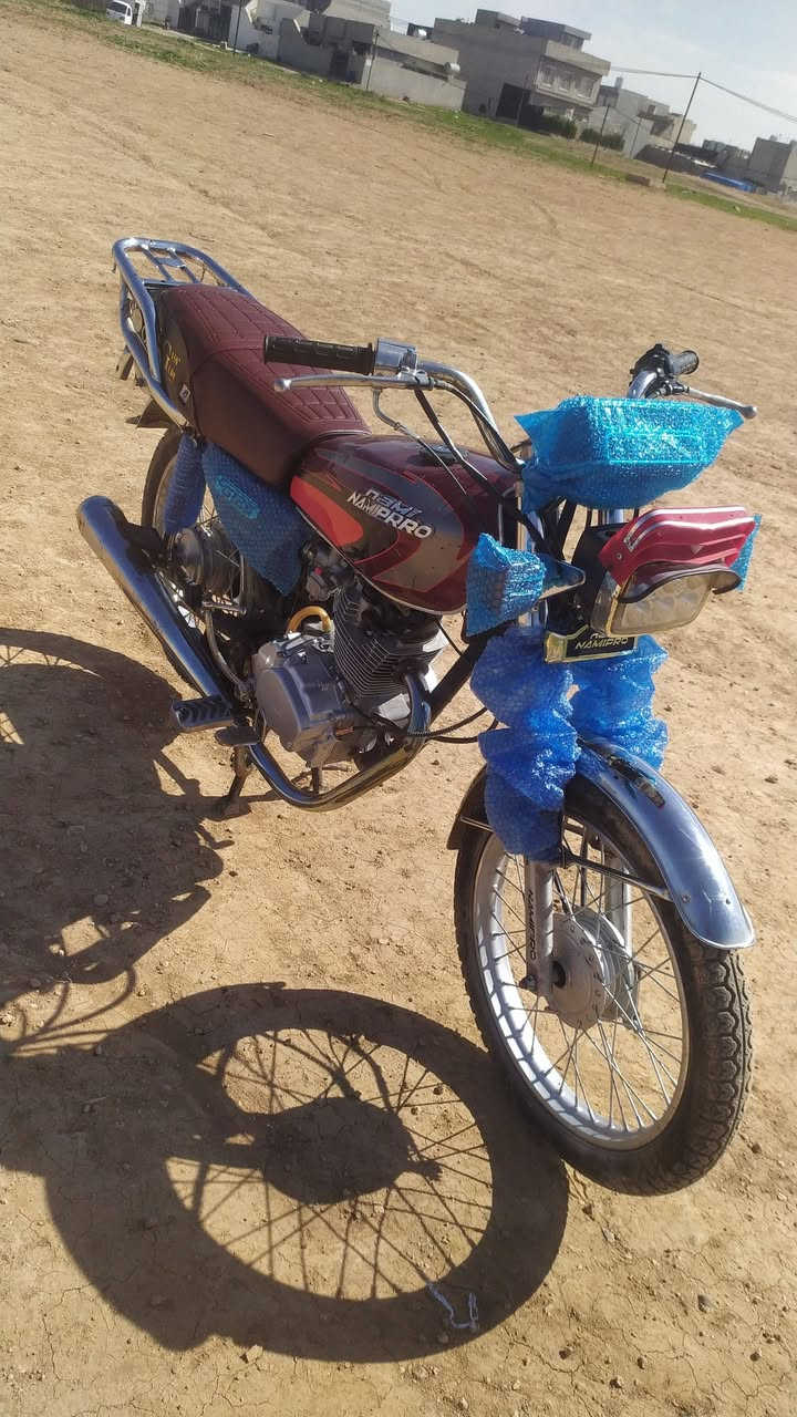 لەسەر ئیزنی ئەدمین ئەومانتۆڕە بۆ فرۆشتن نامی پڕۆ مۆدێل 2017مەنەفێست ئەسڵی مەکینەی 125ە بێحەیب چرکەی تیانیە گزۆزی دەنگ گچکەی بیلادی نامی پڕۆیە بەحەفر لەسەری نوسراوە تایەی پێشو دوایی خاوێنە گێچولایتی مەزبوت ئیشدەکات ئیستاپەکانی مەزبوتن نرخی 400هەزارو معامەلەیەکی برایانە موشتەری لە خاس نامەم بۆبنێرە


**إذا كنت صاحب هذا الإعلان وتريد حذفه لأي سبب، رجاءا أرسل رسالة إلى الدعم الفني**