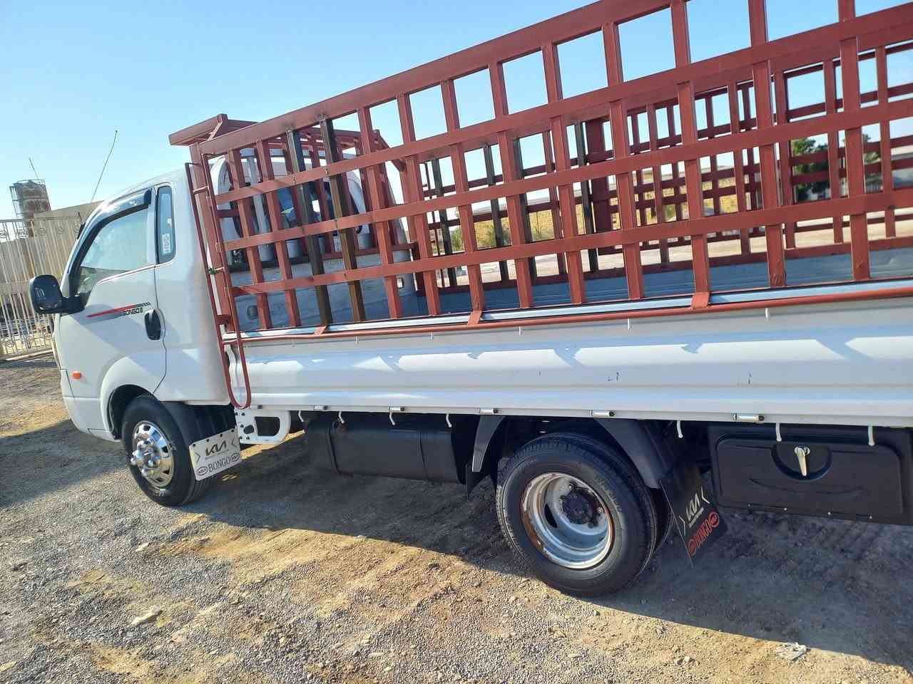 (مكلف بالنشر) 
كيا فحل مسكر موديل 18 رقم شمالي متومه متومه متومه كفاله عامه محجر وغلاف ودعاميه ودوشمه محوره 14 تاير وستد 27 تخم تاير جديد السعر 85 وبي مجال (***********)(***********)
