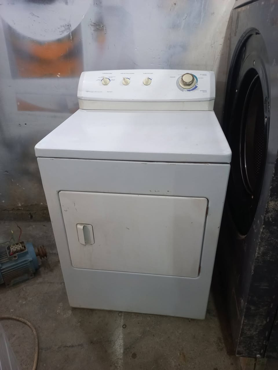 مجففات امريكي نظيف جدا
الاستفسار مراسله الصفحه او الاتصال على الارقام التاليه 
***********
***********
