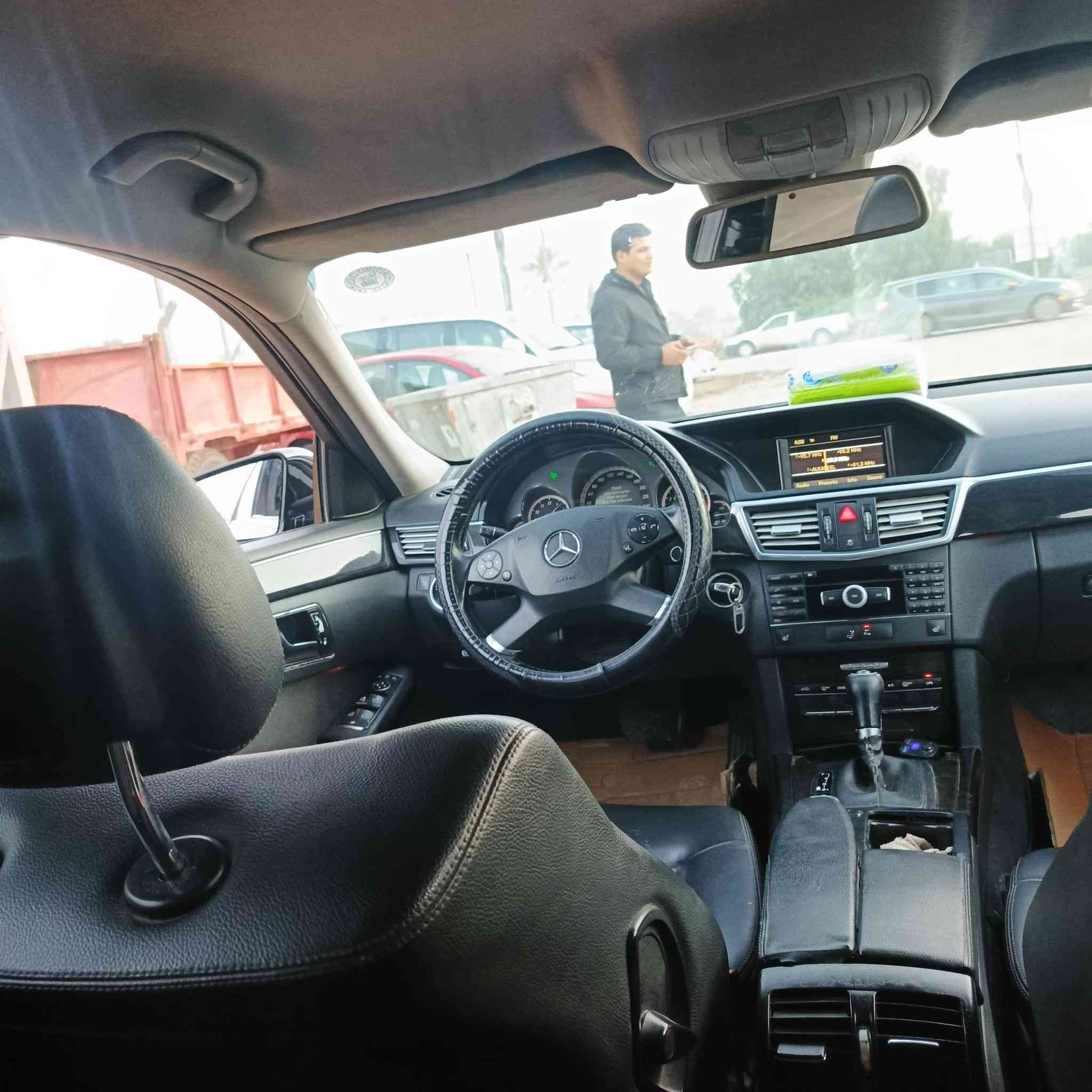 مارسيدس E200 مكينه 4سلندر تيربو خليجيه كفاله عامه بيع او مراوس بجامبو العنوان كربلاء الحسينيه
السعر 135وبيهه مجال 
***********
