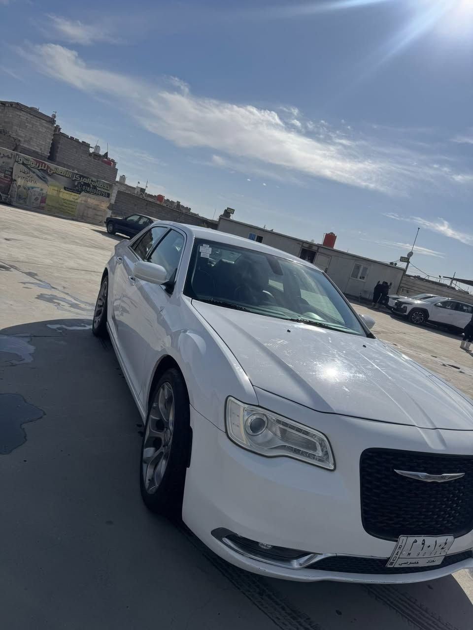 اوباما موديل 16 مرمزه 19
رقم بغداد 
صفحة العبري صبغ فقط 
سياره حلوه ونظيفة مابيها اي نقص 
كير مكينه كفاله 
تخم تاير جديد 
حدادة جديدة 
السعر 160وبيها مجال
***********
