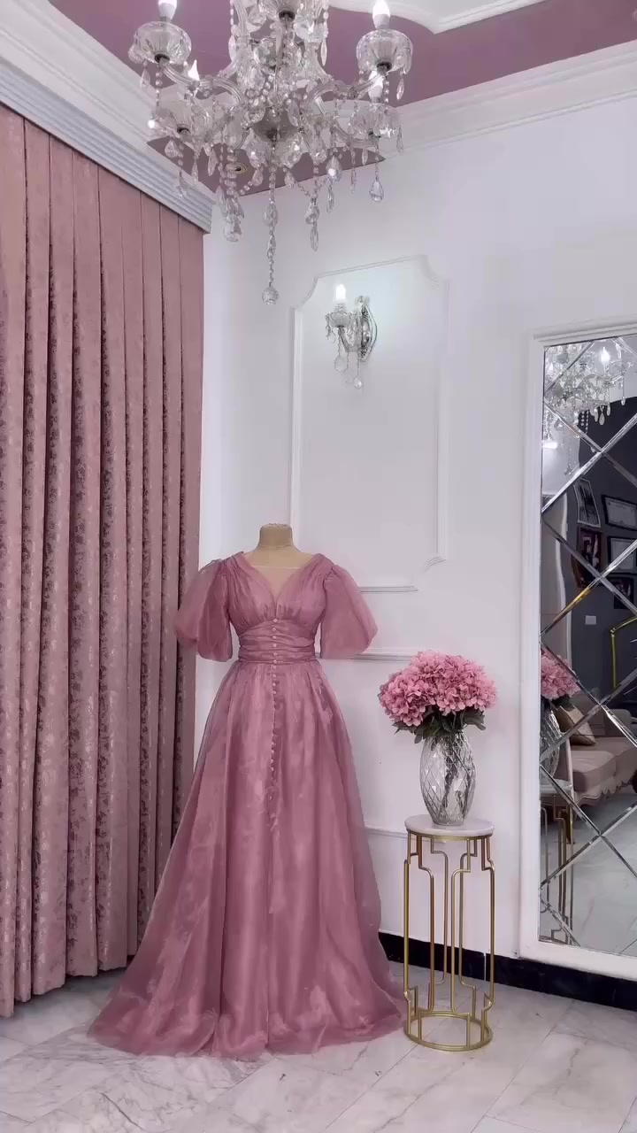 مرحبا عندي هذا الفستان مستعمل مرتين للبيع وبسعر جداً مناسب☺️❤️


**إذا كنت صاحب هذا الإعلان وتريد حذفه لأي سبب، رجاءا أرسل رسالة إلى الدعم الفني**