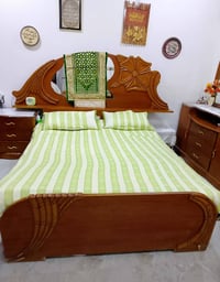 تخت للبيع و السعر خاص جديد نضيف للتواصل ‏‪07736483424‬‏ على واتساب