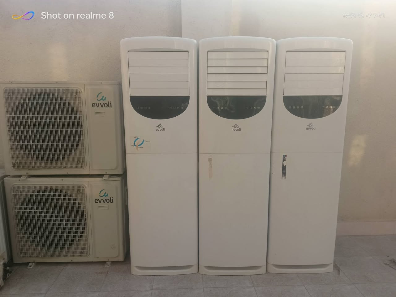 سلام عليكم 
سبالت عموديه ثلاث طن 
جدد بل اكارتون شرط الشغل 
بيه ضمان  هذا الموسم كله 
 مشتغلات موسم واحد  فقط
كله بلاد غاز 410 مع كامل ملحقاته
سعر الواحد 900 كلشي موجود بسوك 
العنوان بصره الهارثه 
الاستفسار *********** واتساب موجود
