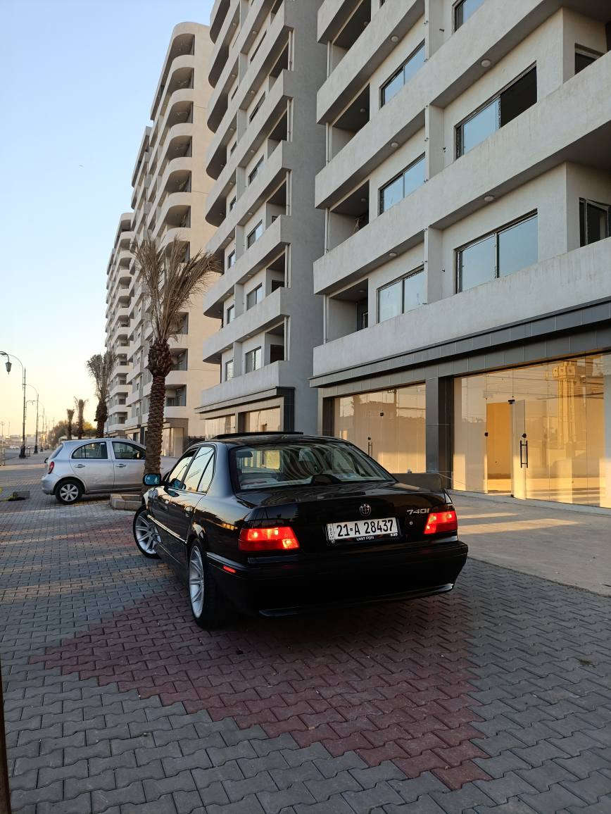 للبيع bmw e38 728  1997حجم محرك 6سلندر سيارة متعوب عليها كلشي اكو بلسوك نظافه يحكم سيارة بدون حادث صبغ للجمالية رقم سليمانية باسمي تحويل وكالة مباشر كير محرك بشرط بلكارتون سيارة داخل صحراوي تايرات جديد لايت زينون اصفر بلادي سعر 110 بي مجال قليل اذا مايعجبها اكو بلسوك ارخص تحياتي للجميع *********** كركوك, العراق
