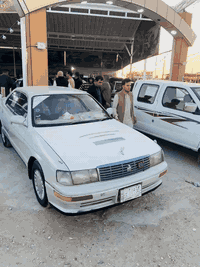 السلام عليكم كراون بطه (كصه قماره). لسياره جديده موديل 93 تخم تاير جواها جديد كير ومحرك شرط بالكارتون بيها شلعه تشك لكاع مكينه 2500 ديلكو تبريد ثلج 🧊 شاشه مسجل دمام دركه شاهينه اخواني لسياره سنويه منتهيه مداور ثاني يوم مالكها بكربله واني بخدمتكم سعرها 44 وبيها مجال قليل ***********
