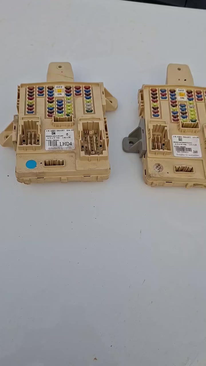 يتوفر لدينا ادوات سورنتو سنتافيا سبورتج توسان جديد ومستخدم للاستفسار الاتصال على الارقام التاليه *********** / ***********
يوجد توصيل لجميع المحافظات
