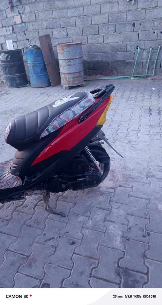 0786 344 9207دراجه ماكس للبيع نضيفه سعر 700وبيها مجال اني مكلف بالنشر
